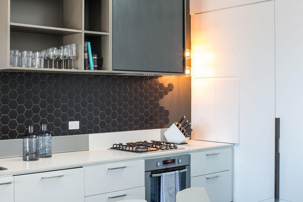 Magnificent Apartment + Free Car Park Near Cbd Аделаида Экстерьер фото
